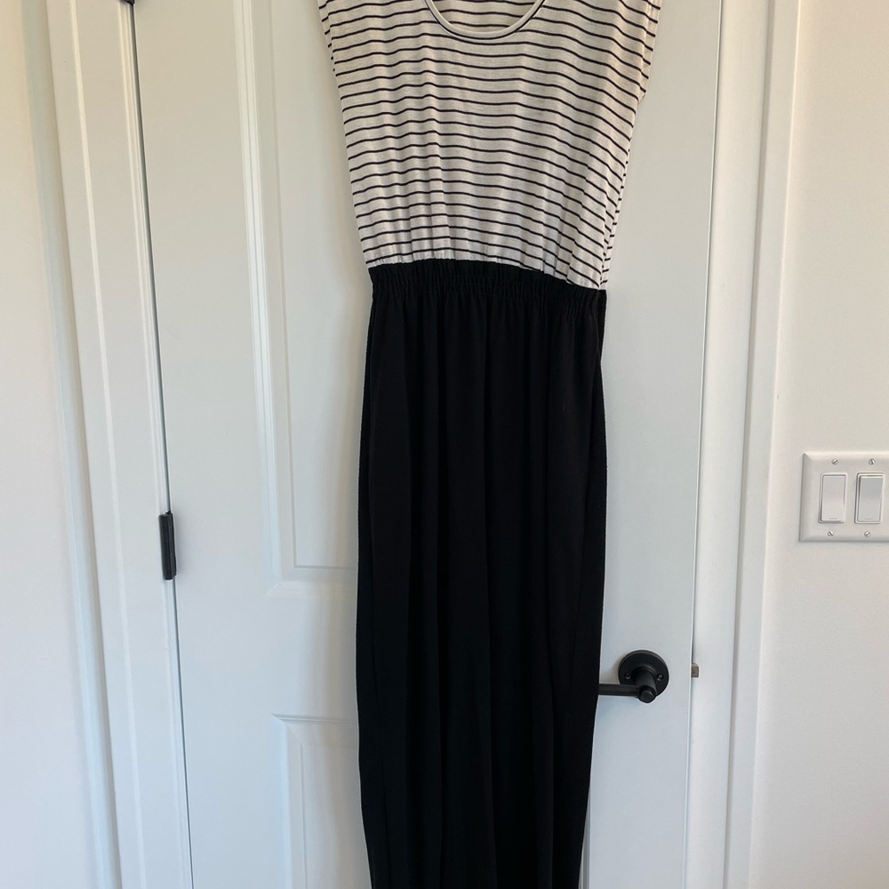 Striped Sleeveless Maxi Dress